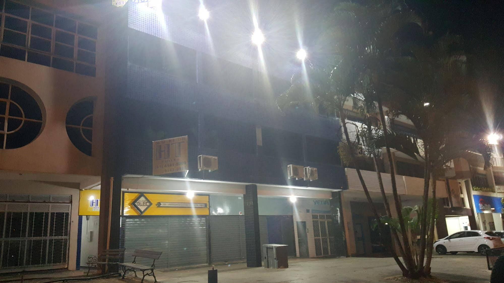 Ht Suites Mobiliadas Brasilia Bagian luar foto